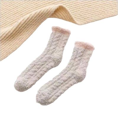 편안하고 따뜻 한 두꺼운 산호 모피 양말 다채로운 인쇄 여자 겨울 양말