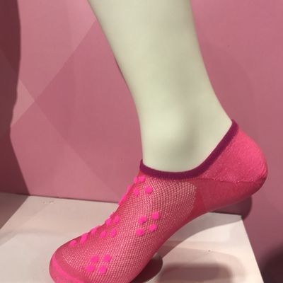 여성 단색 맞춤 로고 OEM 패션 편안한 100% 나일론 양말