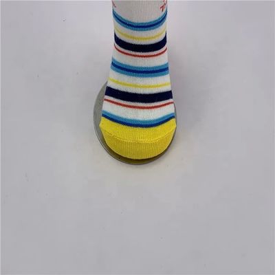 만화 스트라이프 신생아 양말 소년과 소녀 12-24 개월 빗 목재 재료
